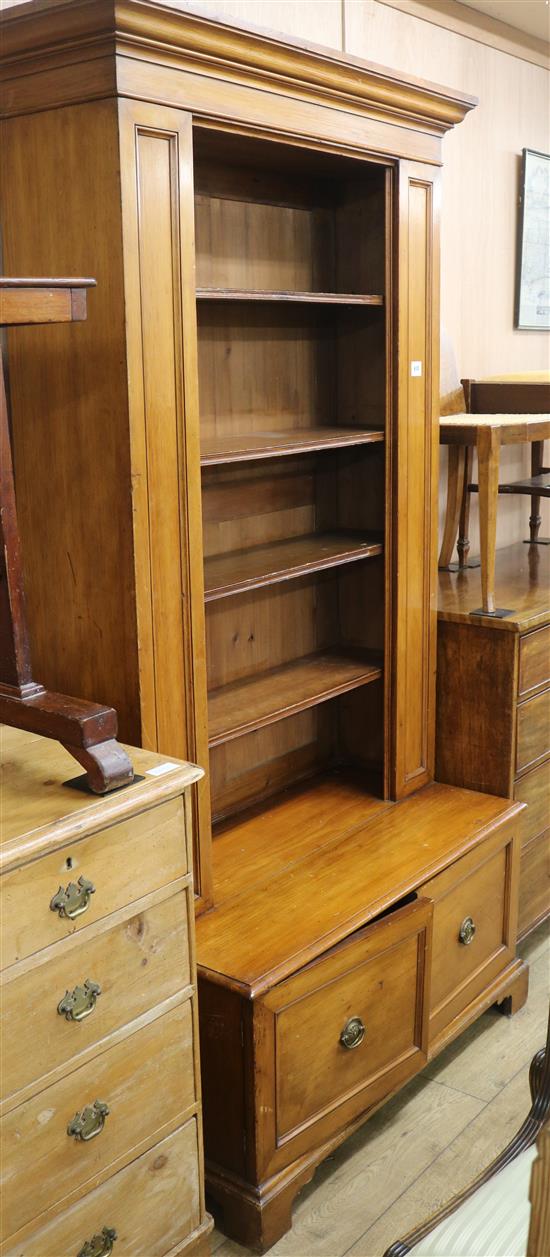 An Edwardian mahogany open bookcase, H.214cm